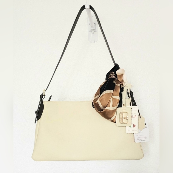 Valentina Women's NWT Made In Italy, Beige/Brown Pebbled Leather Shoulder Bag. - Picture 2 of 15